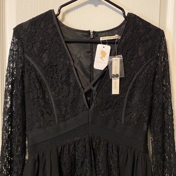 Medium Mustard Seed Black Lace Dress - Picture 3 of 4